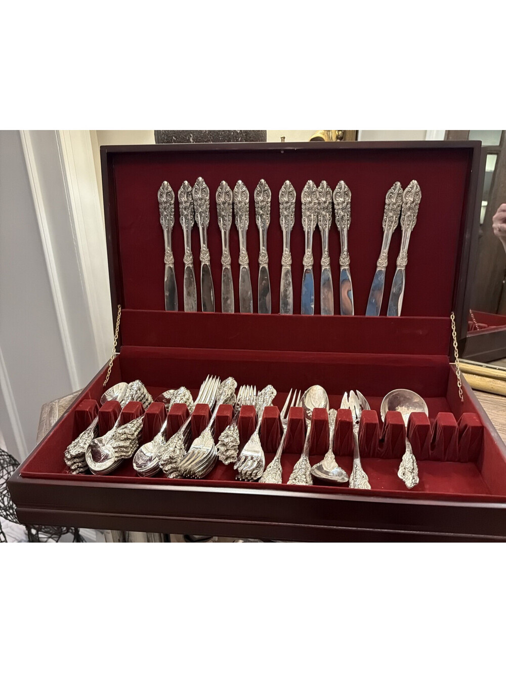 Godinger Baroque Silverplate - Service for 12 - 65 Piece Flatware Set